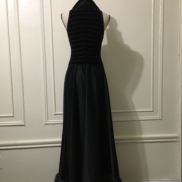 Tadashi Black Gown - Picture 4 of 6